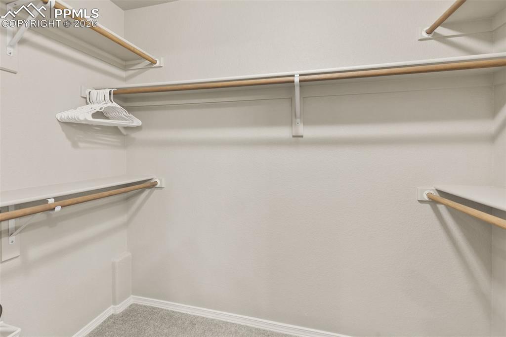 Image 28 of 37: Closet