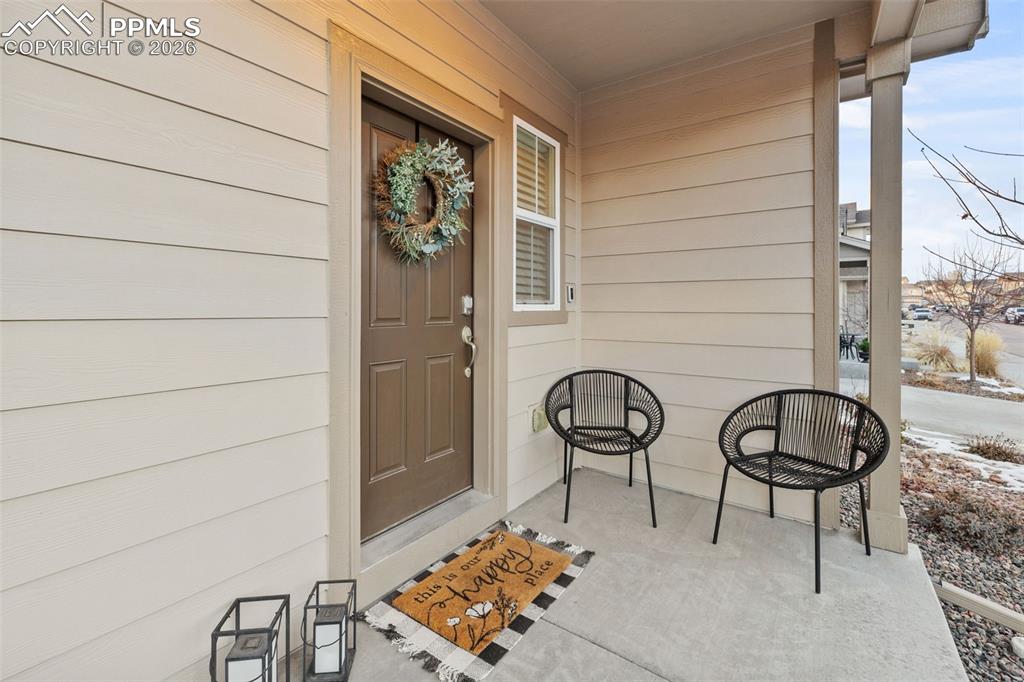 Image 4 of 37: Entry