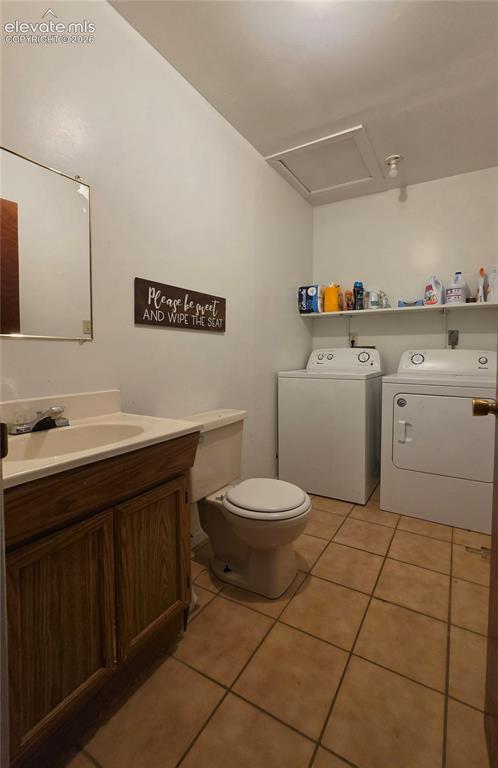 Image 15 of 39: Bathroom