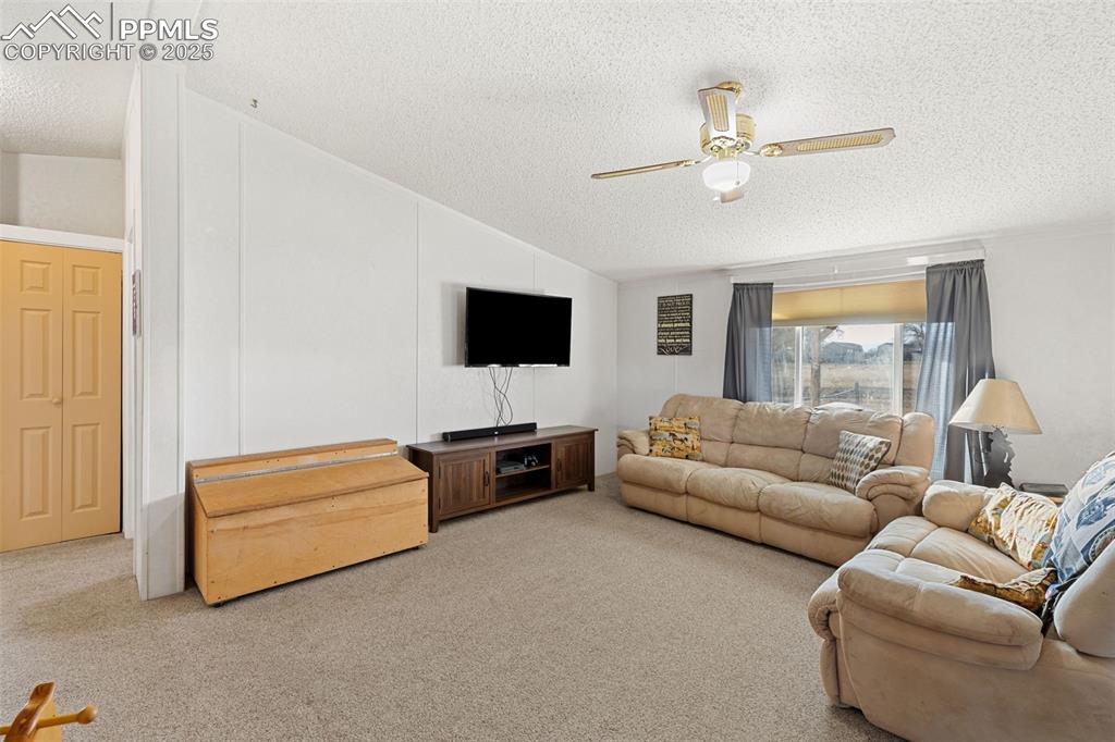 Image 7 of 47: Living Room