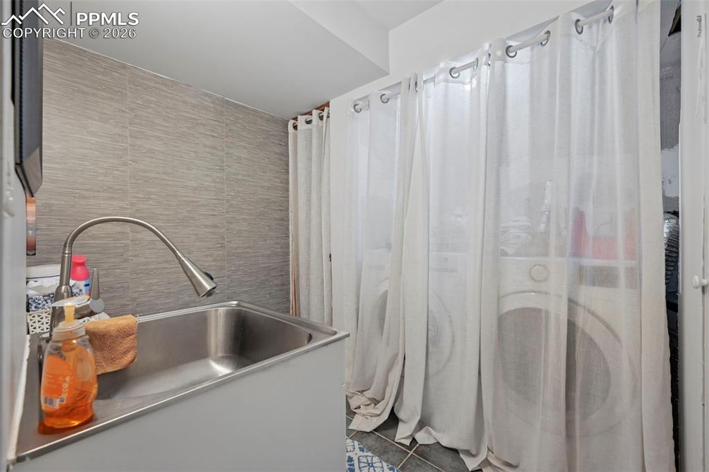 Image 15 of 18: Other