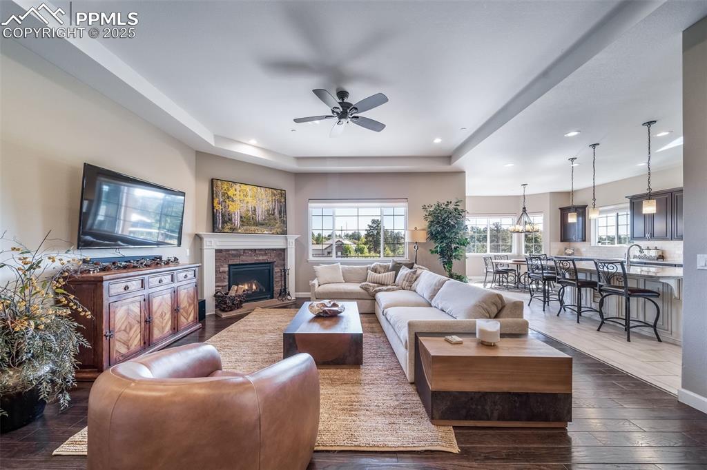 Image 12 of 50: Living Room