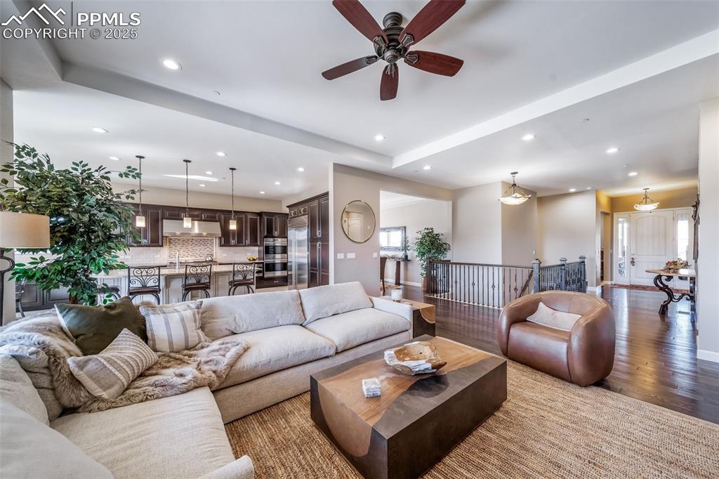 Image 15 of 50: Living Room