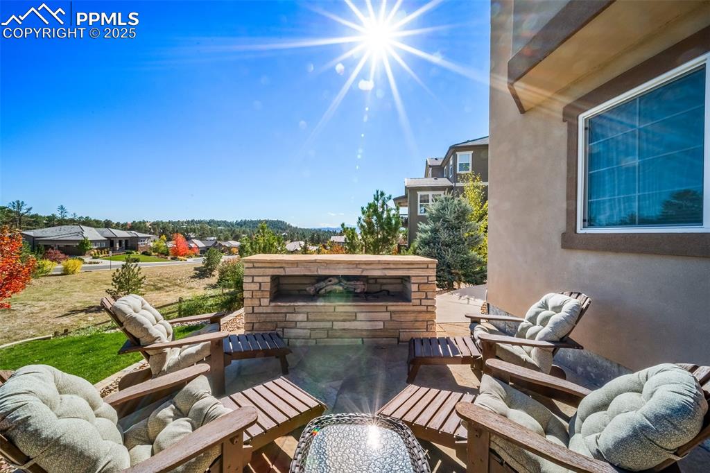 Image 36 of 50: Patio