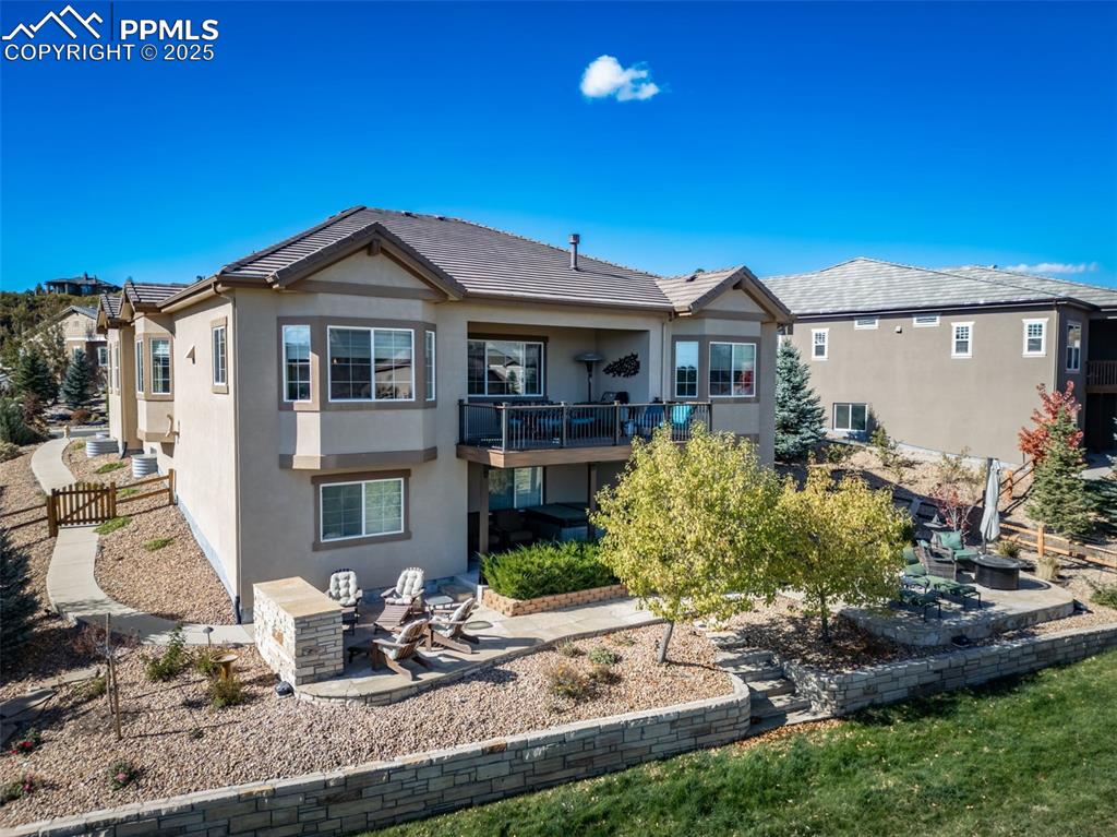 Image 47 of 50: Back of Structure