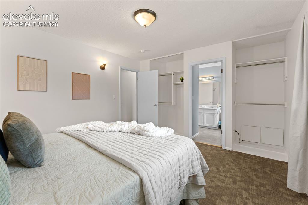 Image 14 of 49: Bedroom