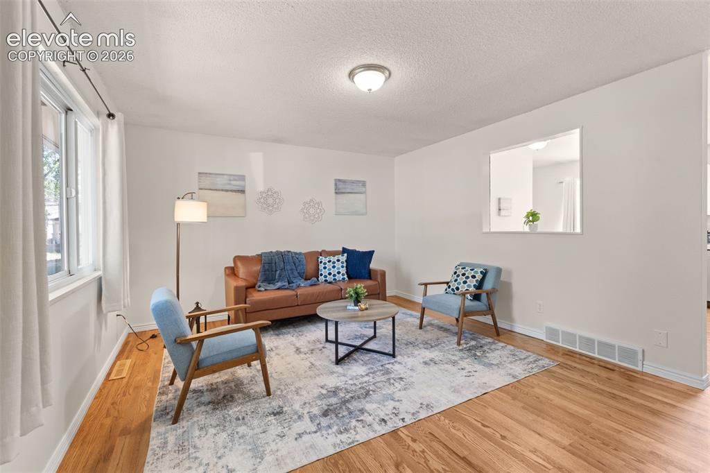 Image 5 of 49: Living Room