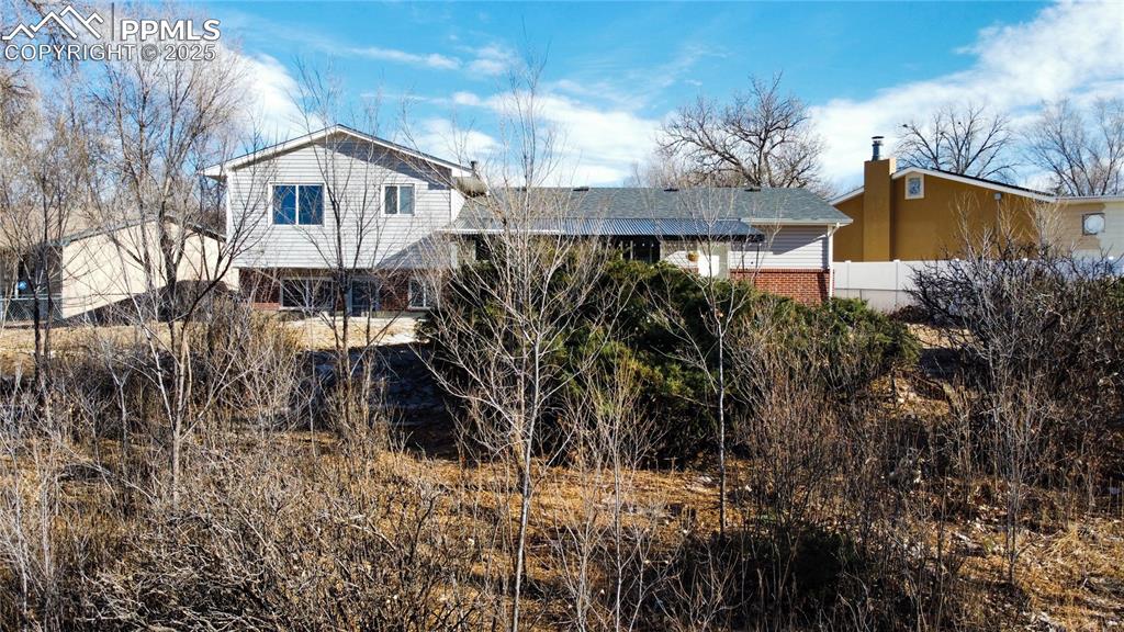 Image 37 of 45: Large, fun backyard to explore