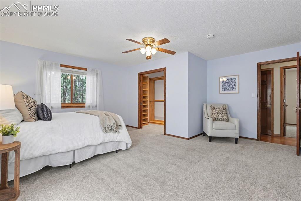 Image 17 of 48: Bedroom