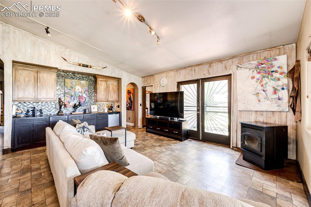 Image 11 of 42: Living Room