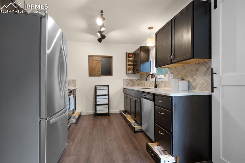 Image 10 of 29: Kitchen