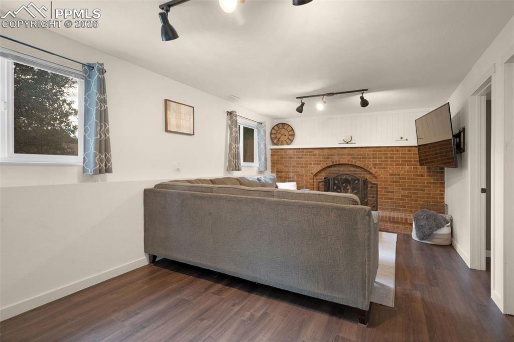 Image 12 of 29: Living Room