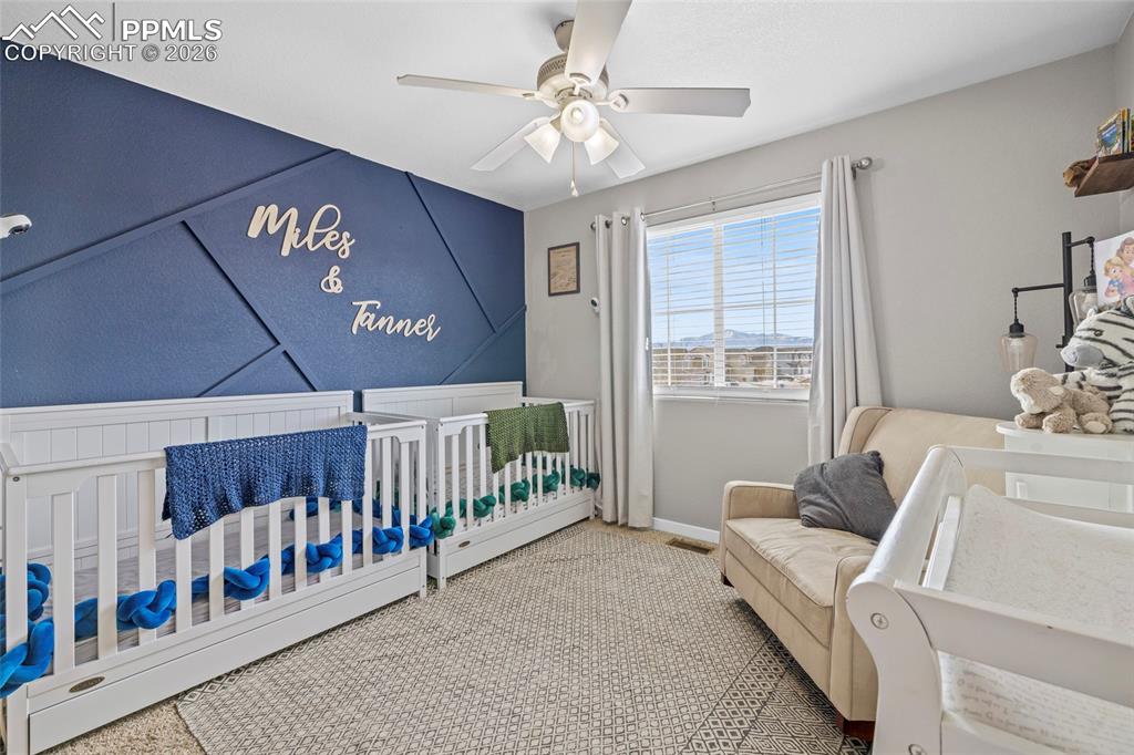 Image 23 of 34: Bedroom