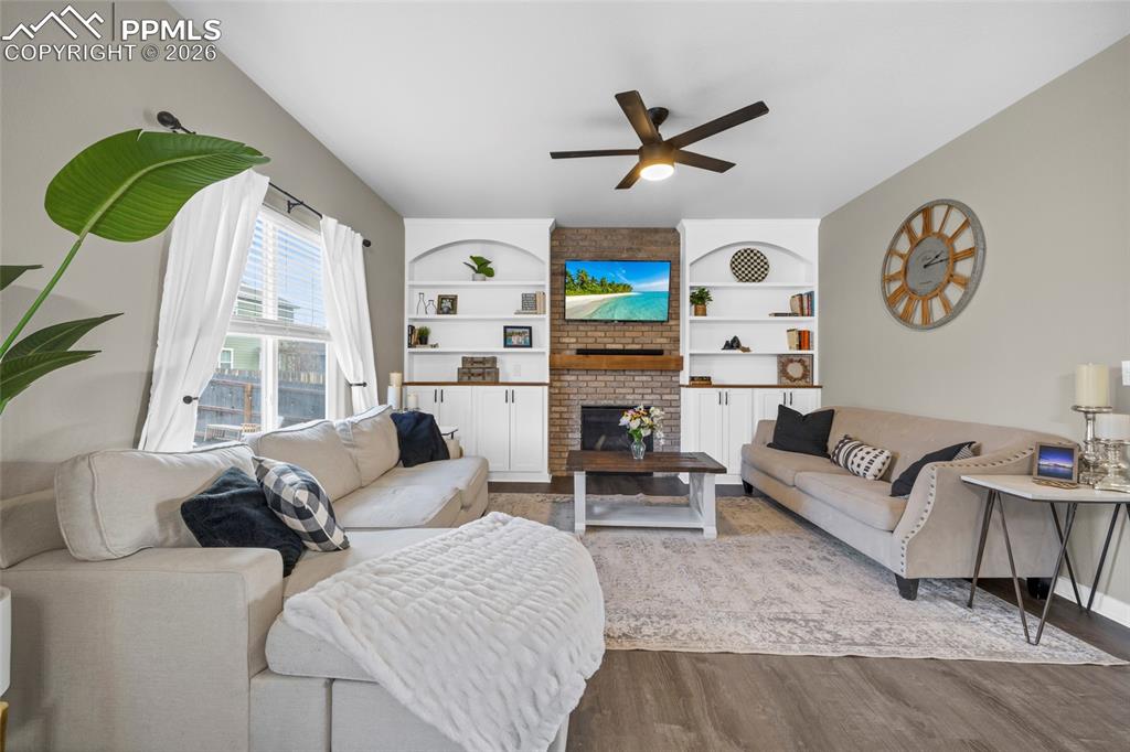 Image 8 of 34: Living Room