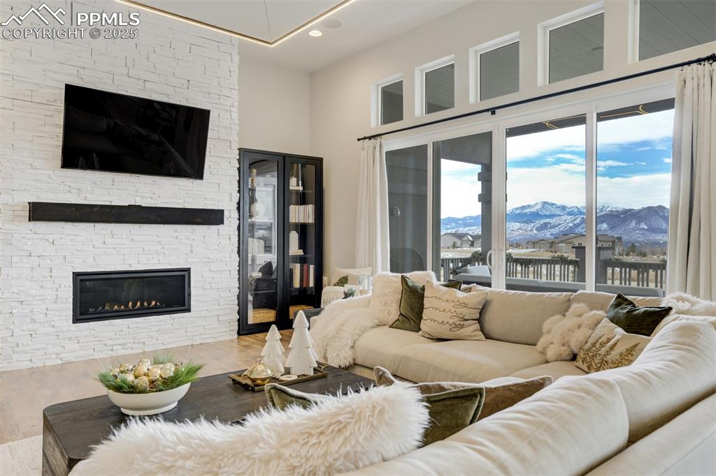 Image 10 of 47: Pikes Peak views 