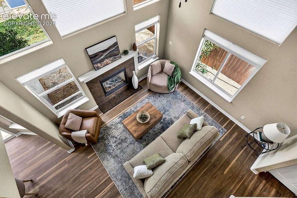 Image 5 of 43: Living Room