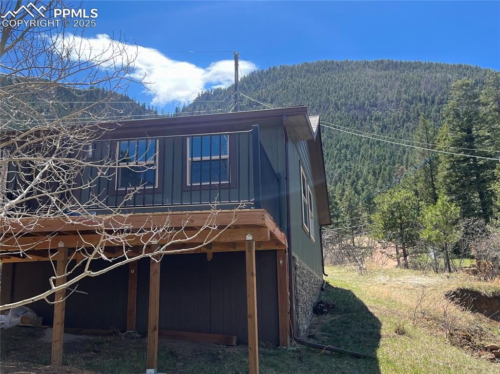 Image 28 of 50: Mountain views!