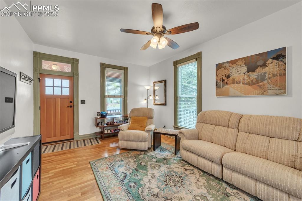 Image 5 of 47: Living Room
