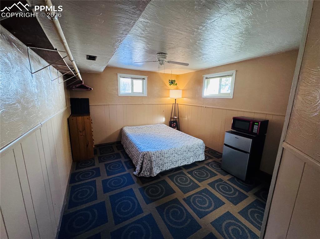 Image 19 of 23: Bedroom 3 