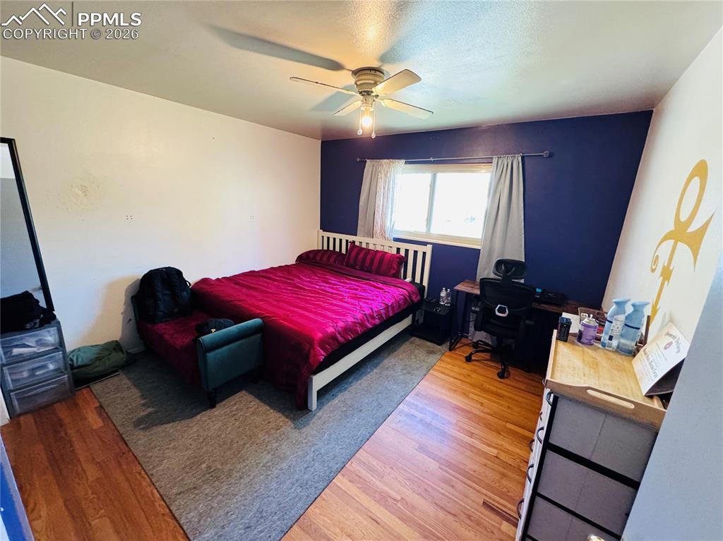 Image 7 of 23: Master Bedroom