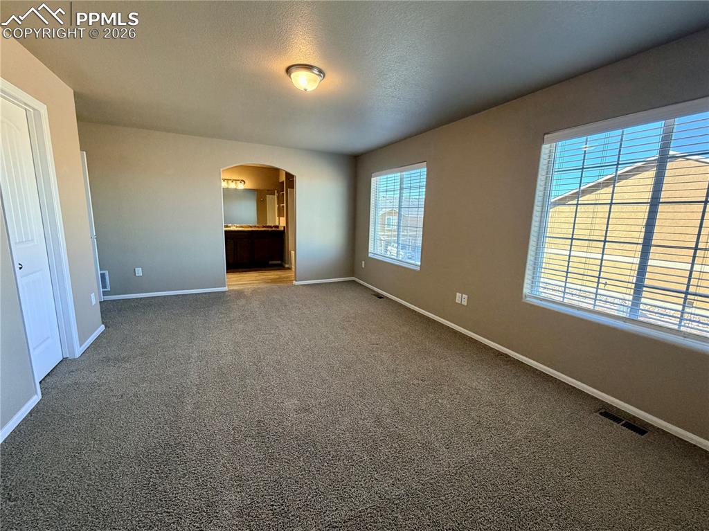 Image 12 of 23: Bedroom