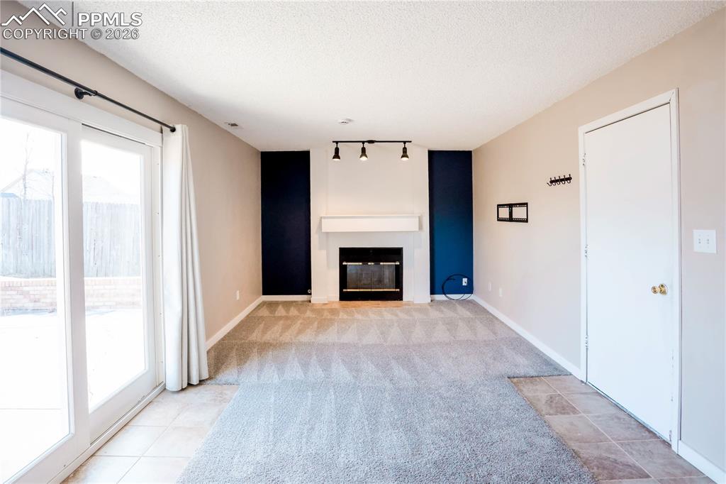 Image 9 of 22: Living Room