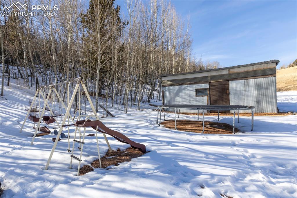 Image 40 of 46: the side of the Shed!