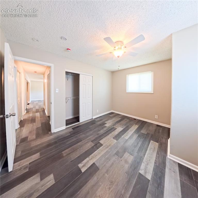 Image 14 of 42: Bedroom
