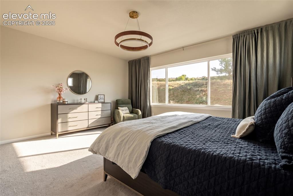 Image 18 of 39: Bedroom