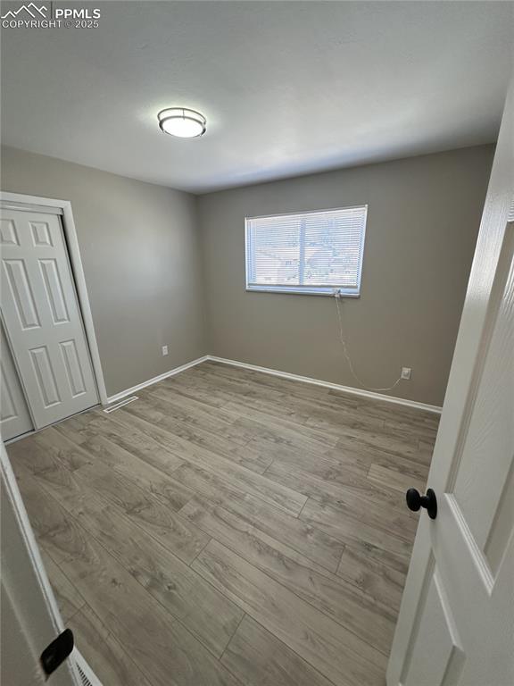 Image 17 of 28: Bedroom