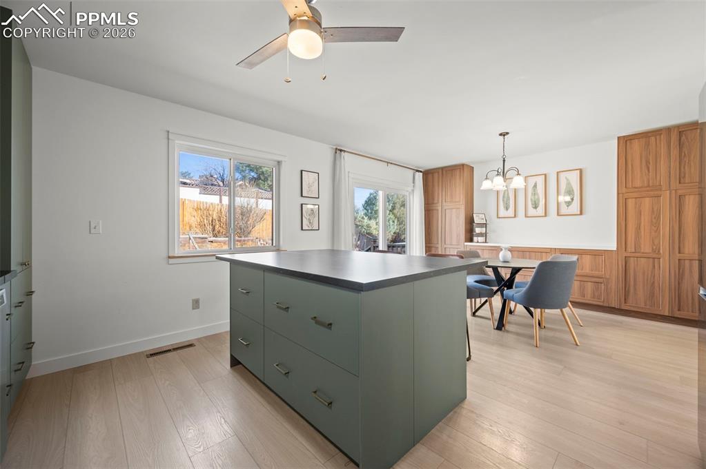 Image 10 of 39: Kitchen