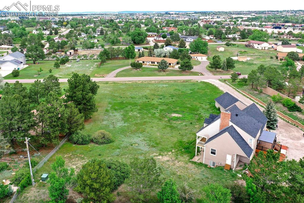 Image 35 of 36: Drone / aerial view