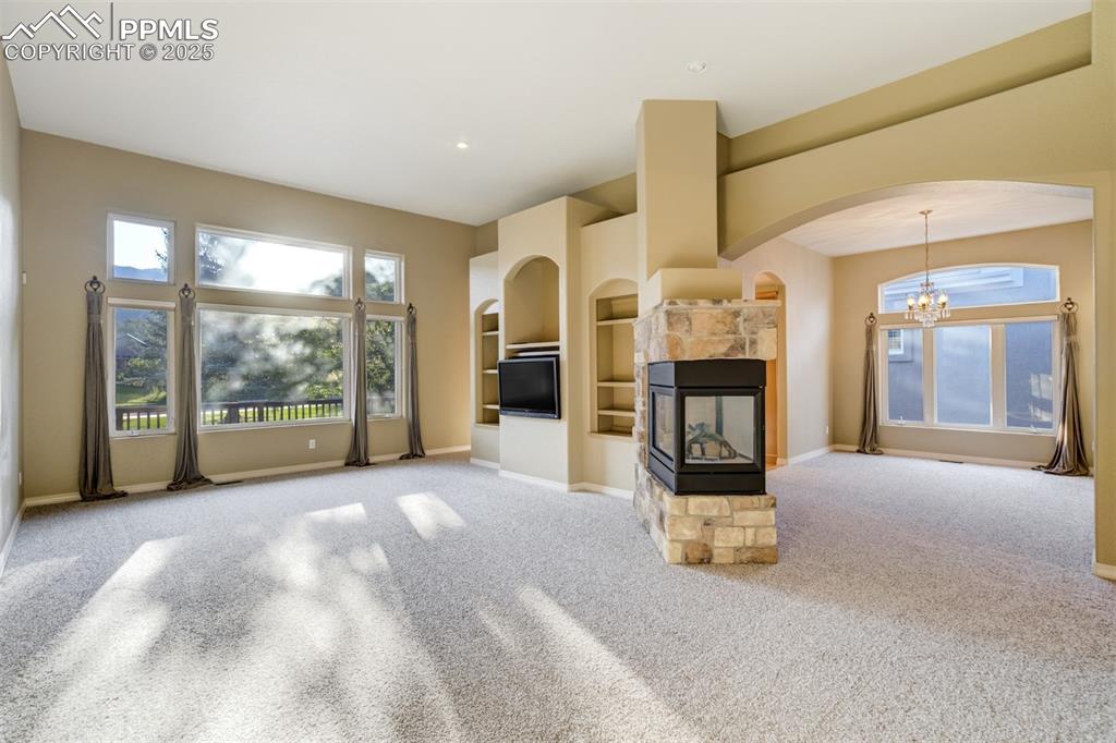 Image 9 of 50: Living Room