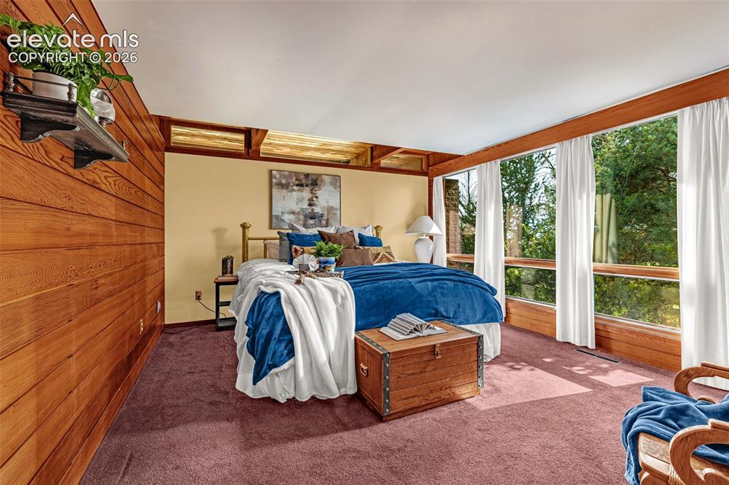 Image 27 of 49: Master Bedroom