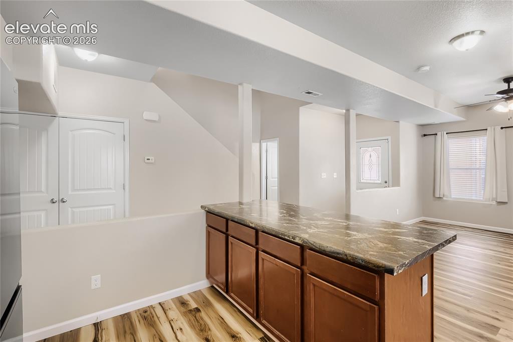 Image 11 of 29: Kitchen