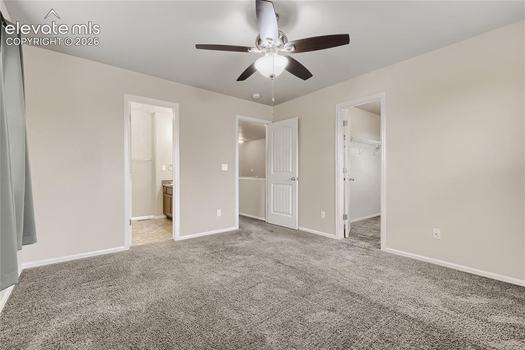 Image 15 of 29: Bedroom