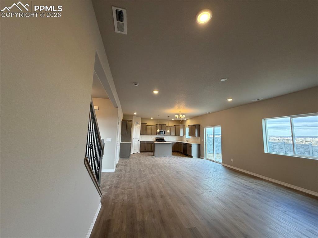 Image 6 of 18: Living Room