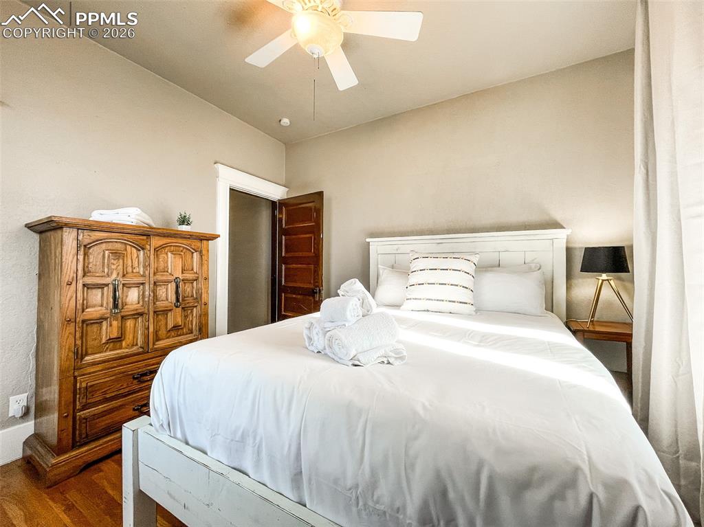 Image 30 of 49: Bedroom