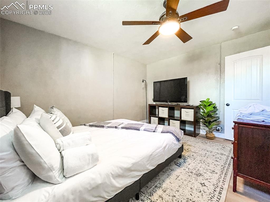 Image 46 of 49: Bedroom