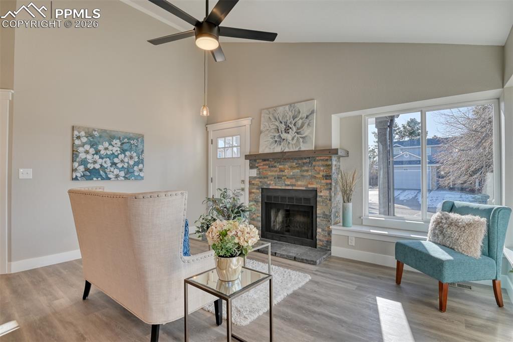 Image 8 of 45: Living Room