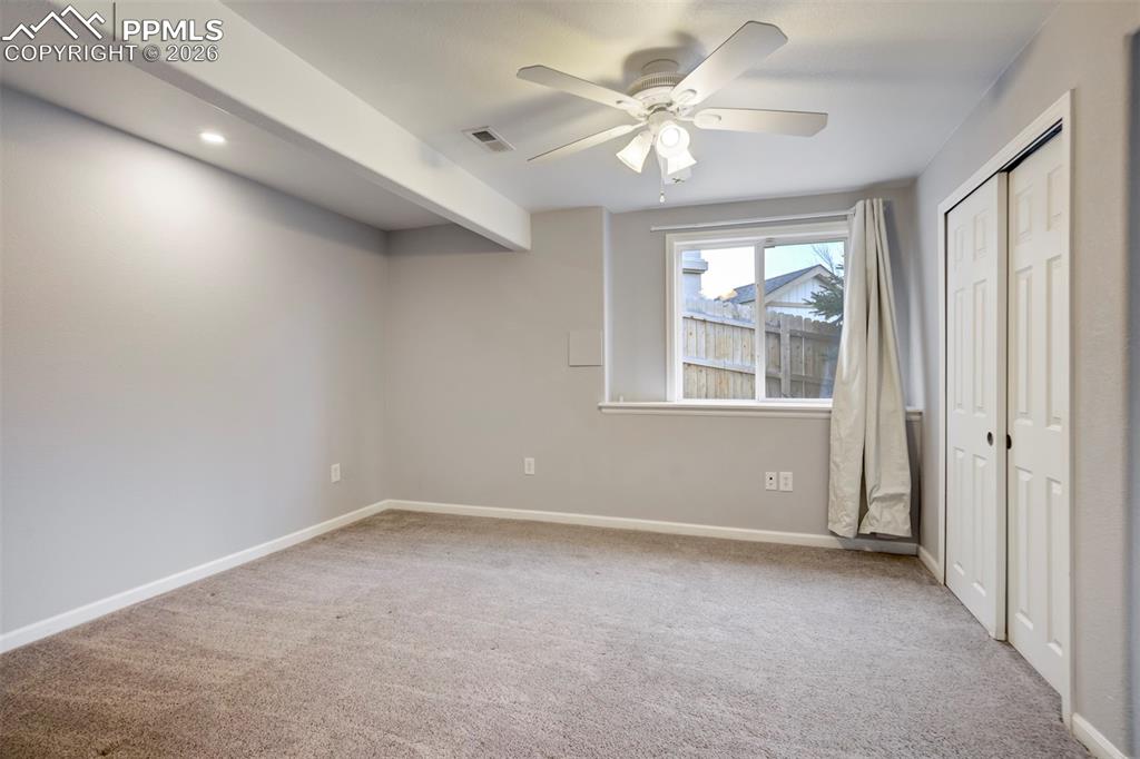 Image 45 of 50: Bedroom