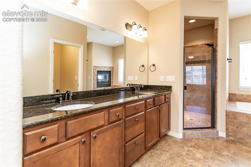 Image 22 of 49: Master Bathroom