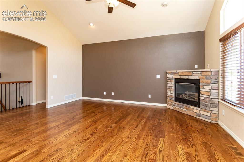 Image 7 of 49: Living Room