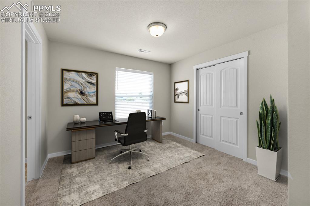 Image 18 of 36: Virtually Staged