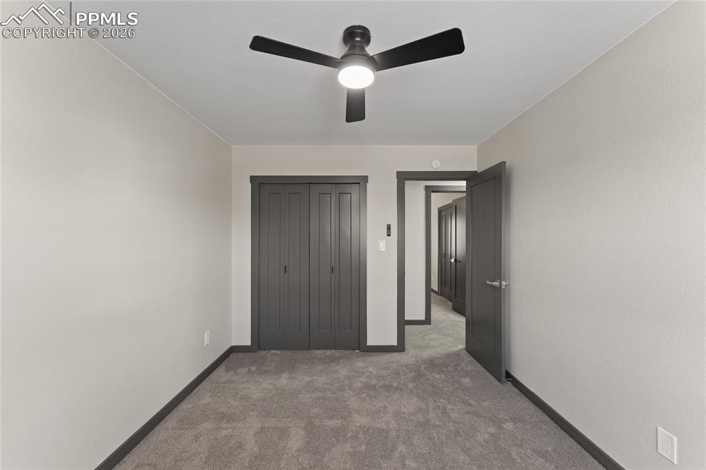 Image 16 of 35: Bedroom