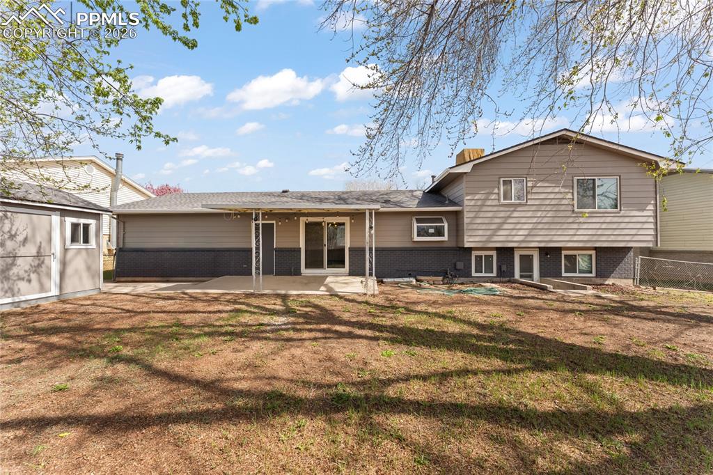 Image 35 of 35: Back of Structure