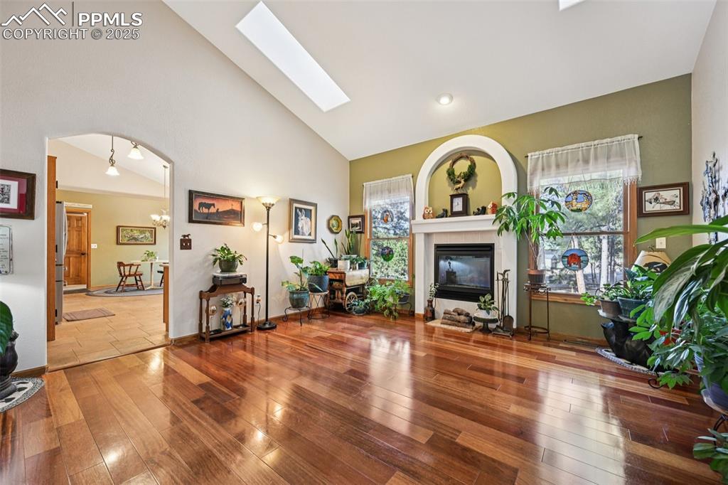 Image 16 of 50: Family Room