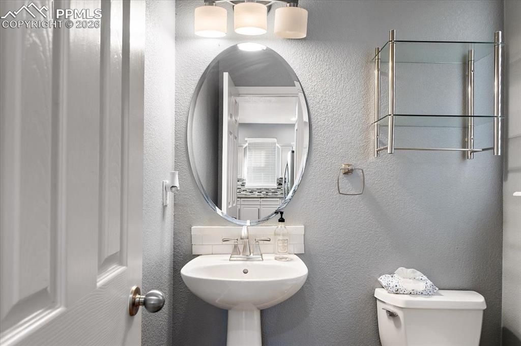 Image 12 of 43: Bathroom