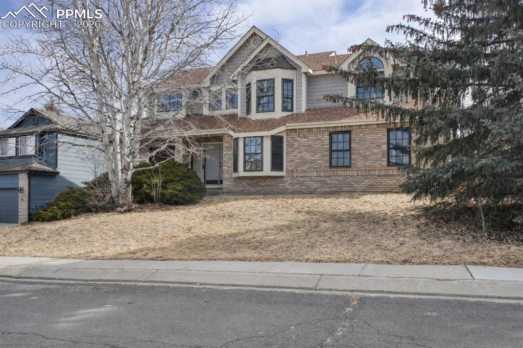 Image 3 of 29: Front of Structure