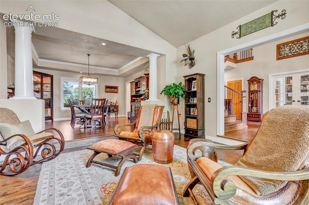 Image 11 of 49: Living Room